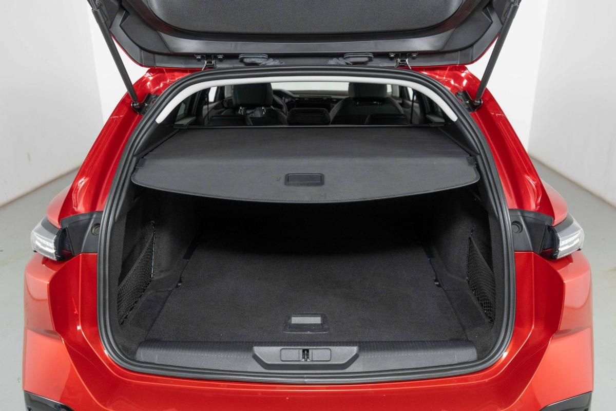 peugeot-308-sw-2024-gasolina-1199cc