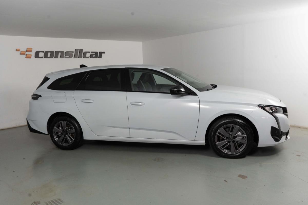 peugeot-308-sw-2024-gasolina-1199cc