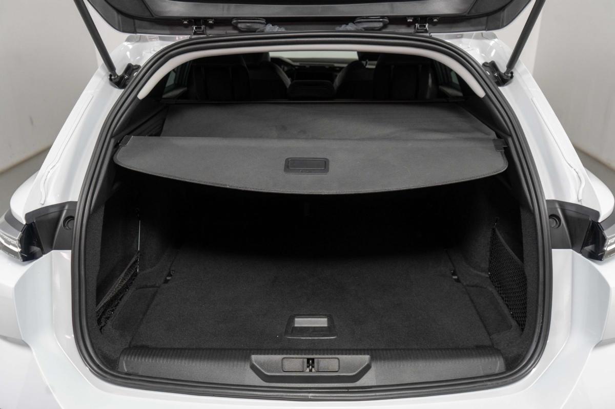 peugeot-308-sw-2024-gasolina-1199cc