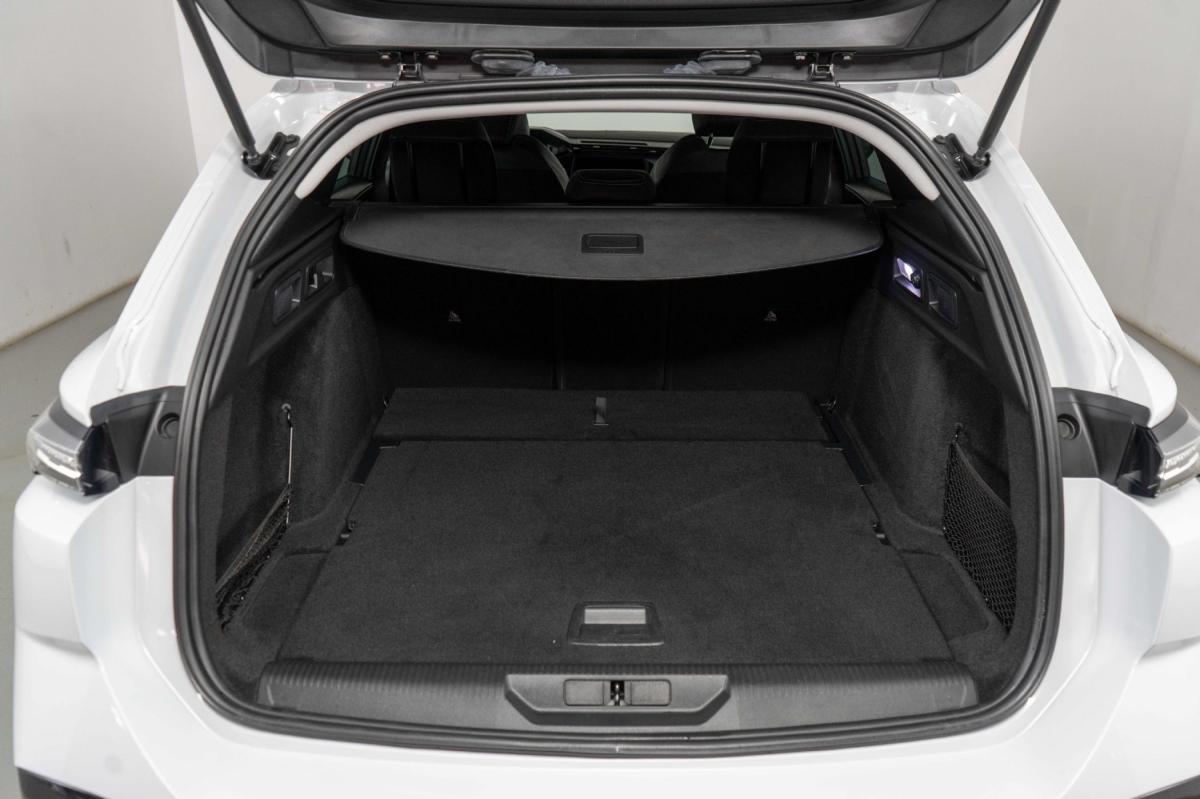 peugeot-308-sw-2024-gasolina-1199cc