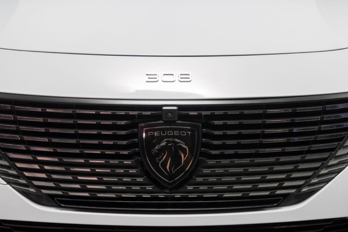 peugeot-308-sw-2024-gasolina-1199cc