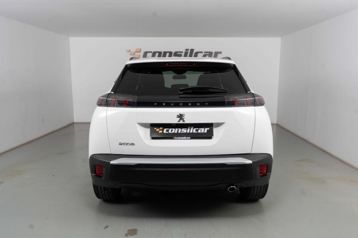peugeot-2008-2021-diesel-1499cc