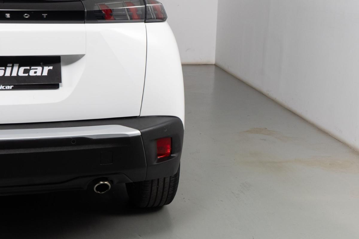 peugeot-2008-2021-diesel-1499cc