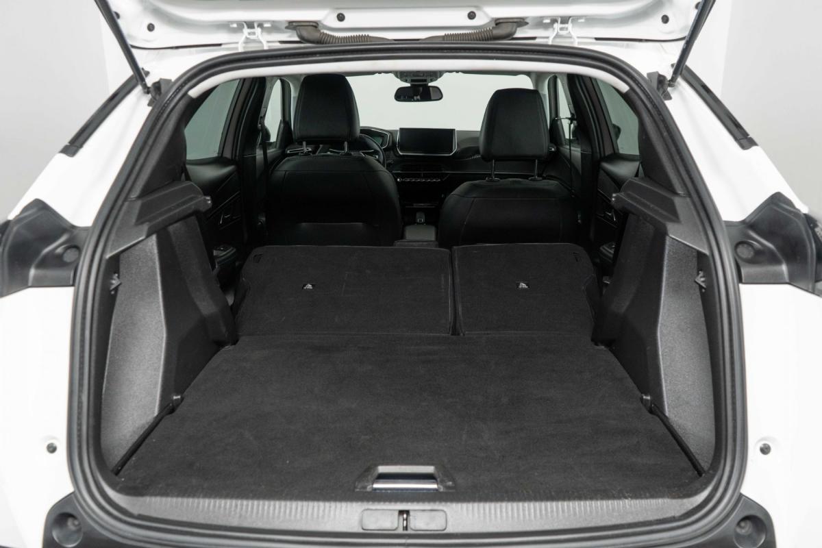 peugeot-2008-2021-diesel-1499cc
