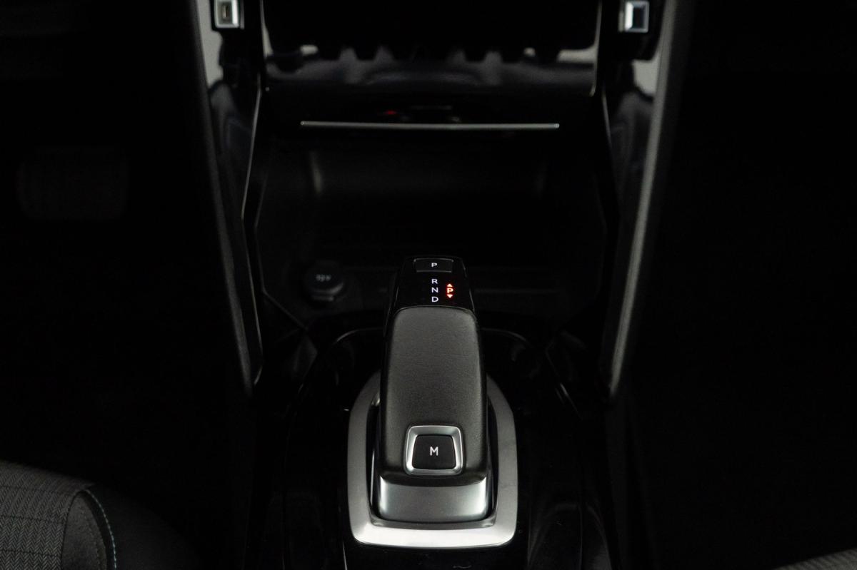 peugeot-2008-2021-diesel-1499cc