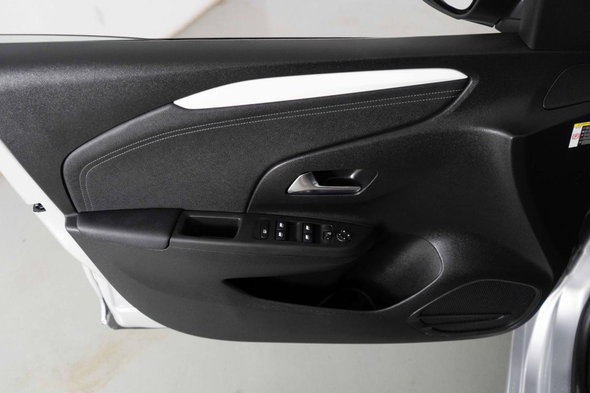 opel-corsa-2025-gasolina-1199cc