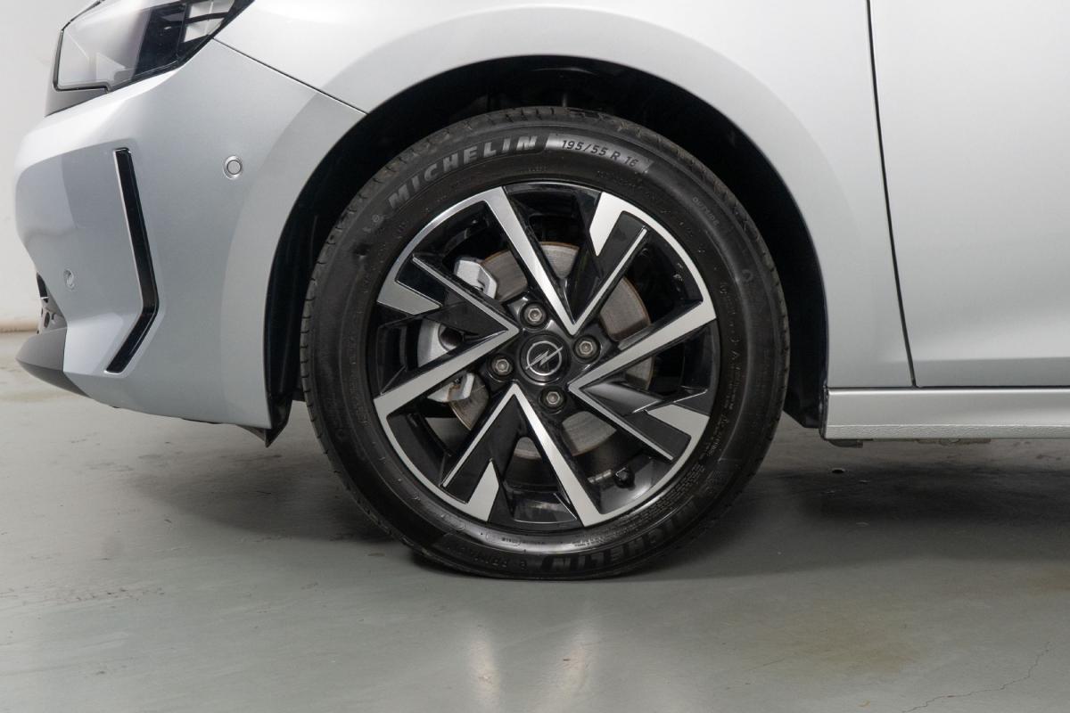 opel-corsa-2025-gasolina-1199cc