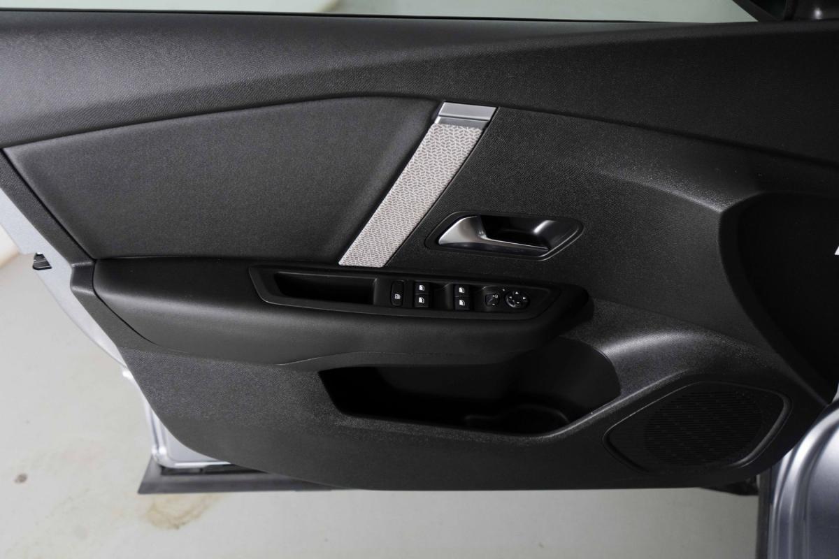 citroen-c4-2024-gasolina-1199cc
