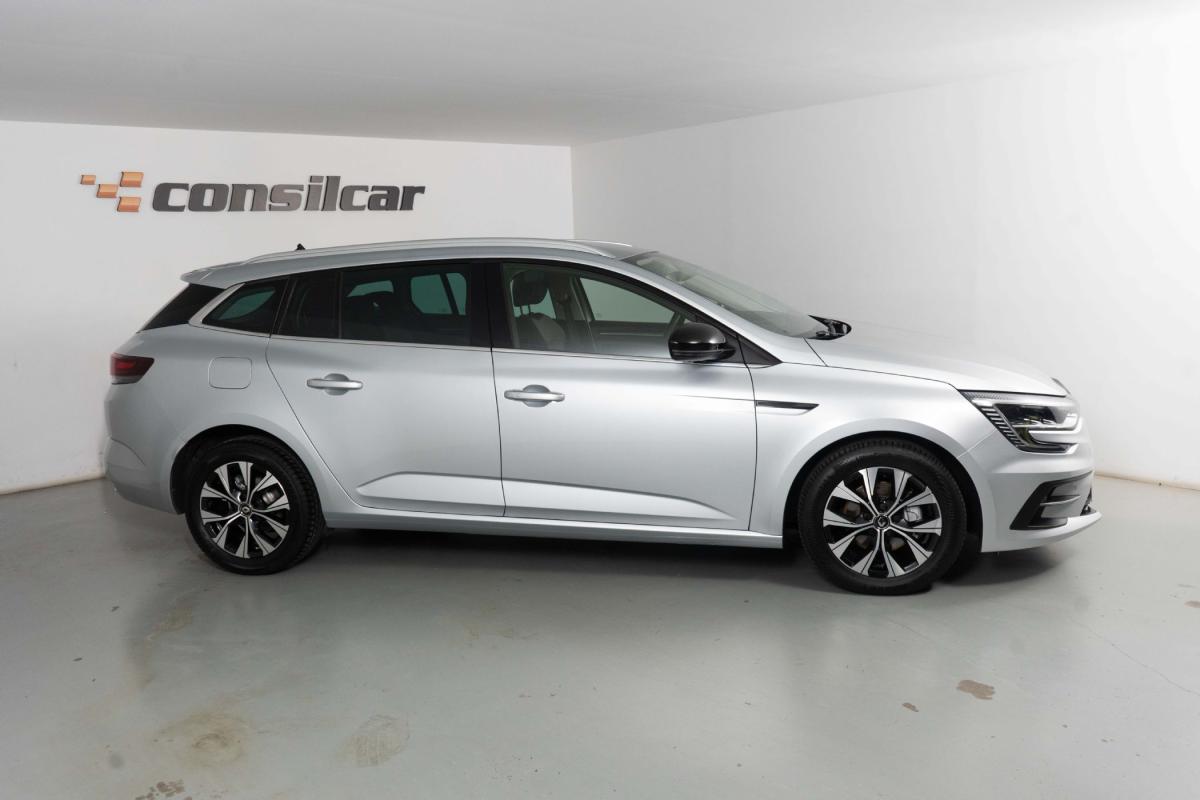 renault-megane-sport-tourer-2021-diesel-1461cc