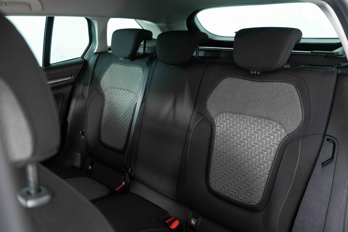 renault-megane-sport-tourer-2021-diesel-1461cc