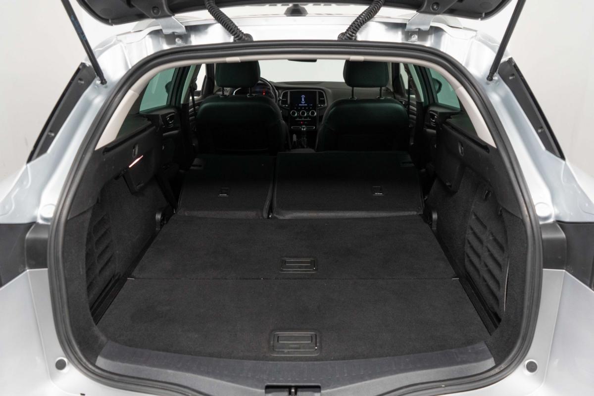 renault-megane-sport-tourer-2021-diesel-1461cc