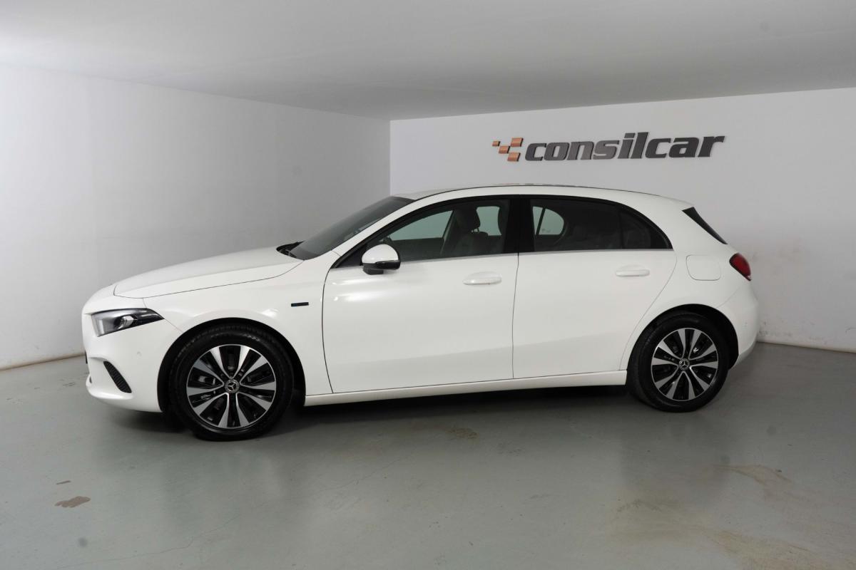 mercedes-benz-classe-a-2020-hibrido-a-gasolina-1332cc