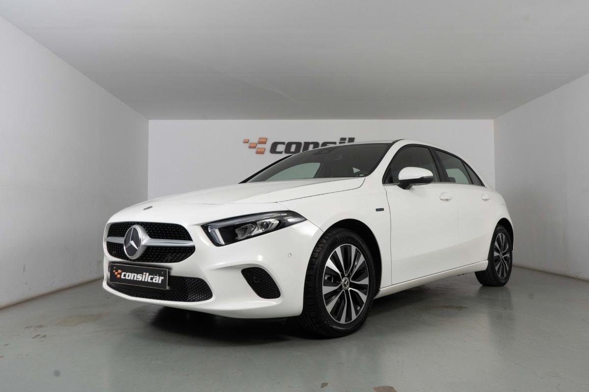 mercedes-benz-classe-a-2020-hibrido-a-gasolina-1332cc
