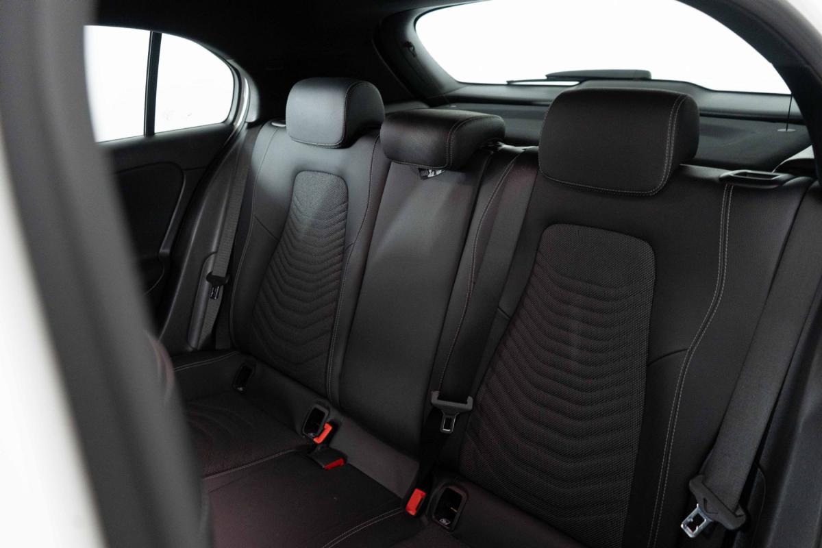 mercedes-benz-classe-a-2020-hibrido-a-gasolina-1332cc