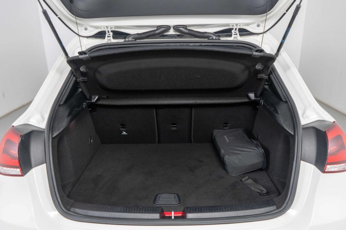 mercedes-benz-classe-a-2020-hibrido-a-gasolina-1332cc