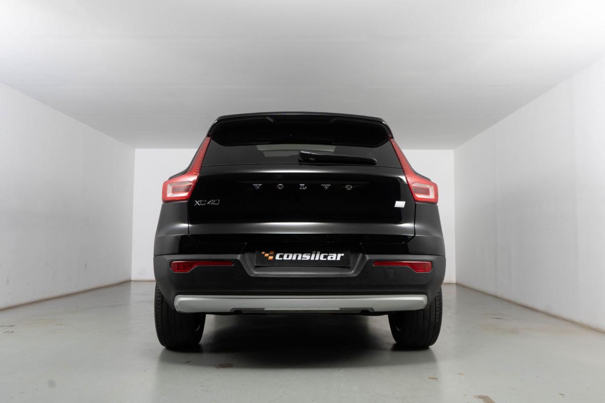 volvo-xc40-2021-hibrido-a-gasolina-1477cc