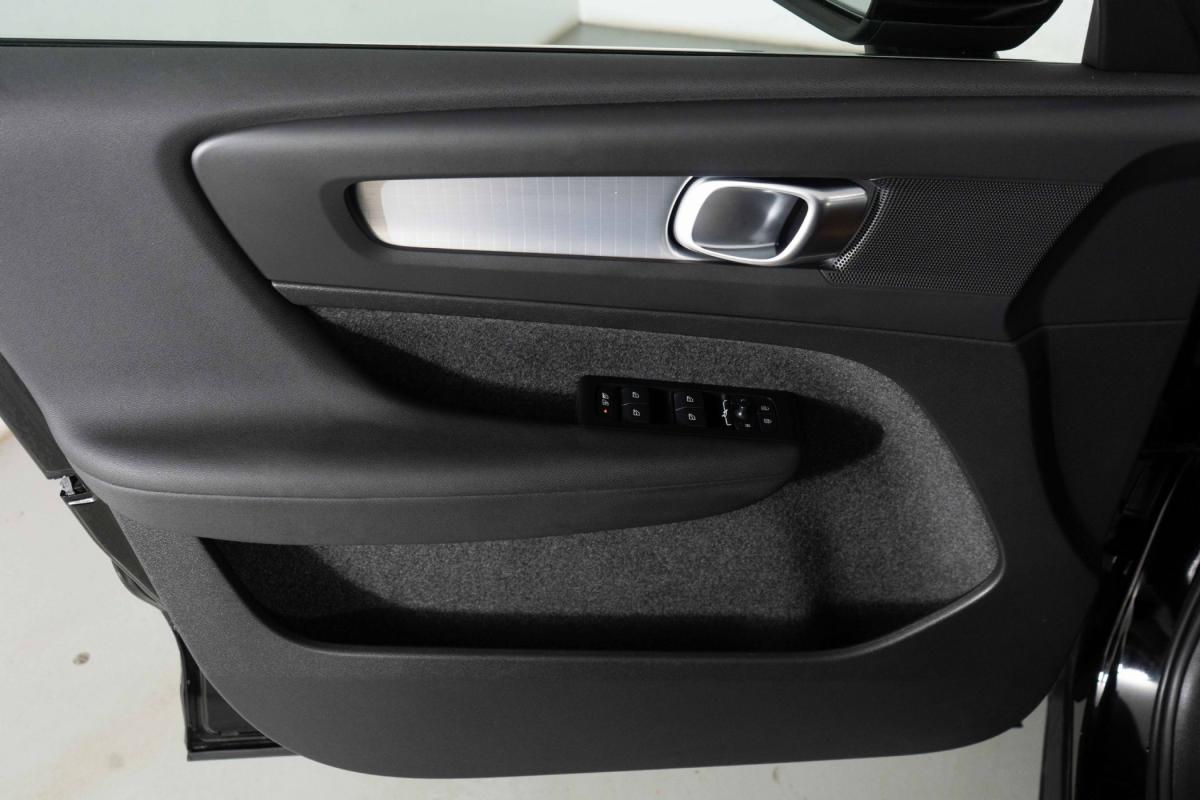 volvo-xc40-2021-hibrido-a-gasolina-1477cc