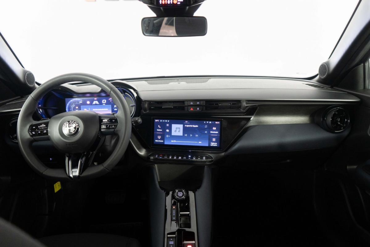 alfa-romeo-junior-2025-gasolina-1199cc