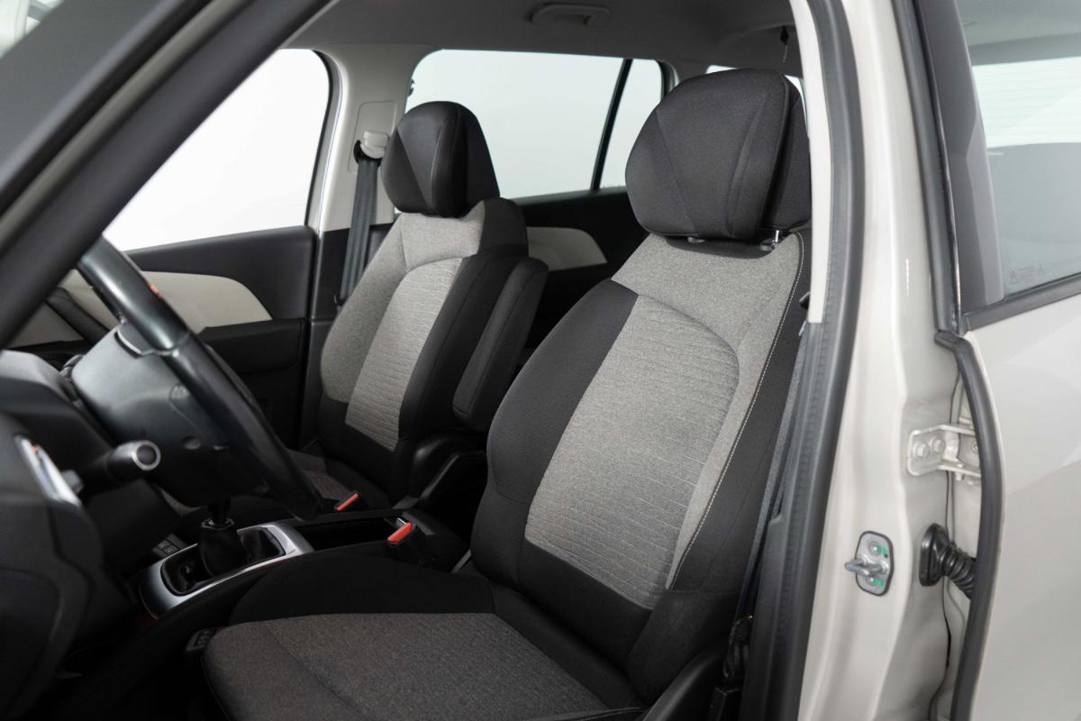 citroen-c4-grand-picasso-2017-diesel-1560cc