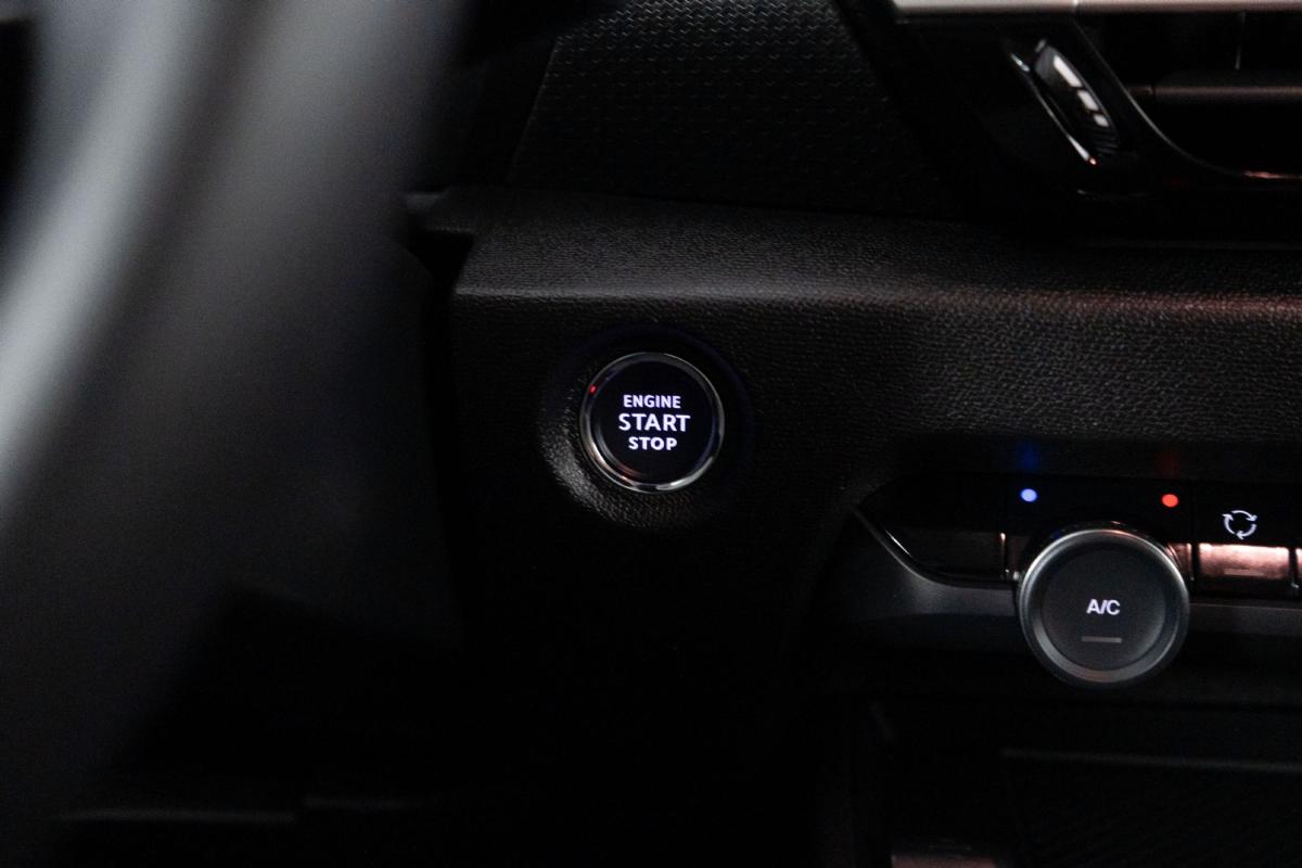 citroen-c4-2025-gasolina-1199cc