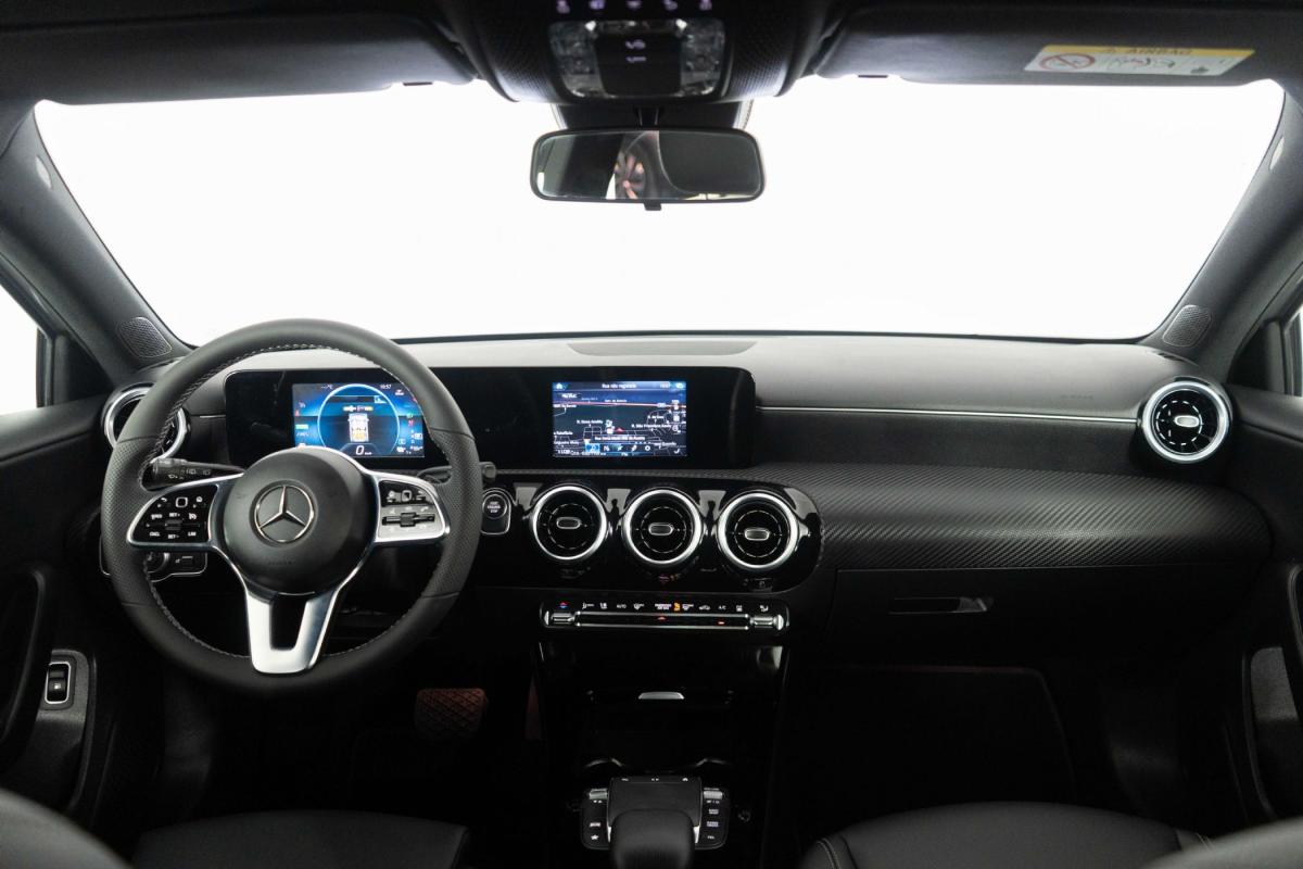 mercedes-benz-classe-a-2023-hibrido-a-gasolina-1332cc