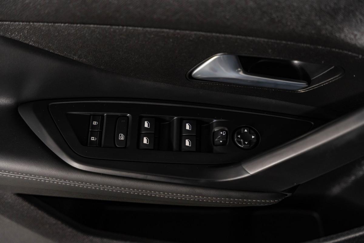 peugeot-308-sw-2024-gasolina-1199cc