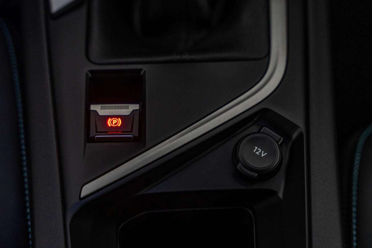 peugeot-308-sw-2024-gasolina-1199cc