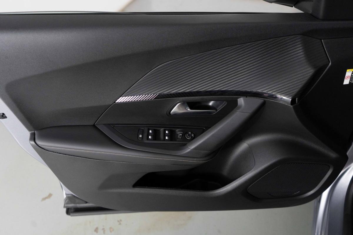 peugeot-2008-2025-gasolina-1199cc