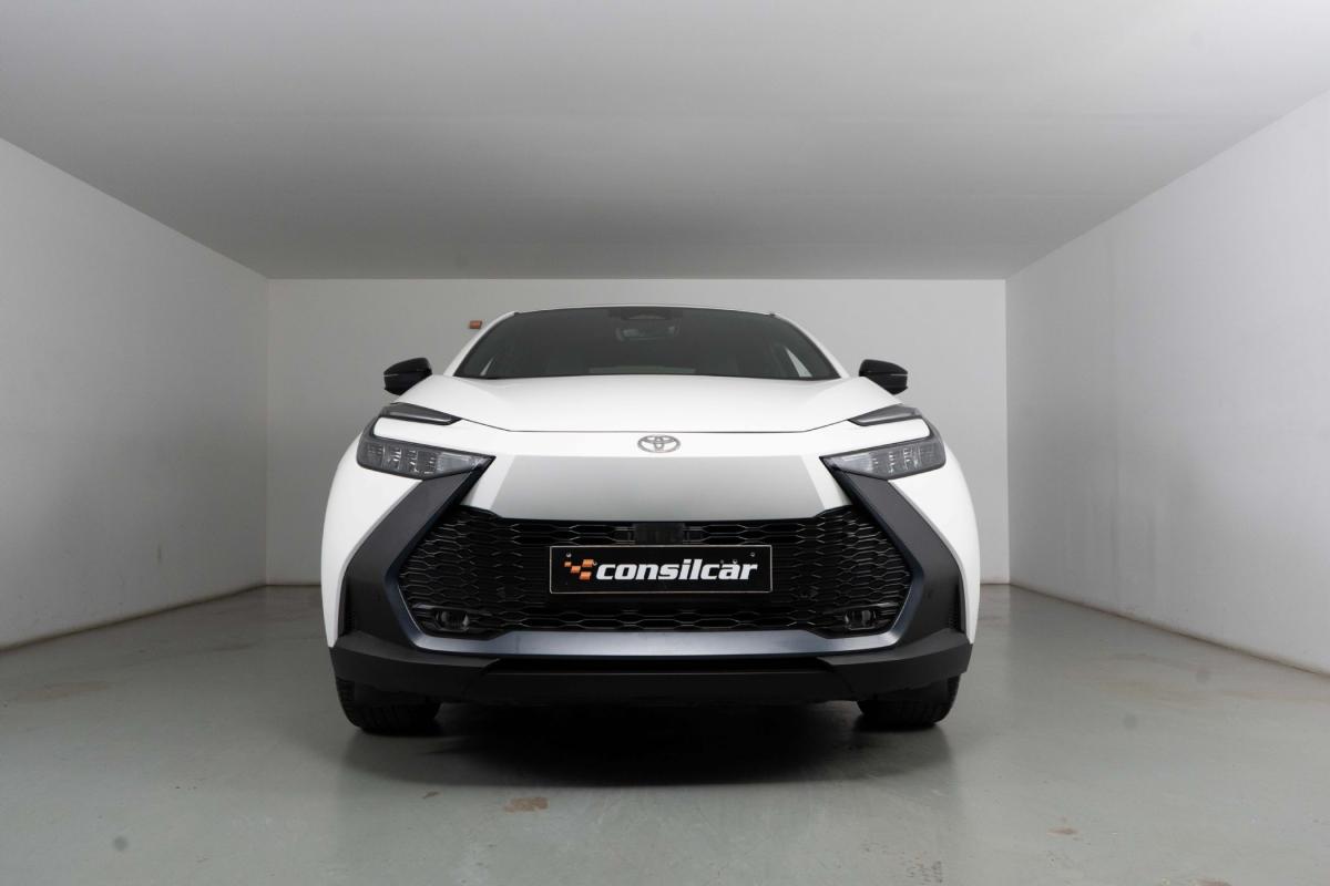 toyota-c-hr-2025-hibrido-a-gasolina-1987cc