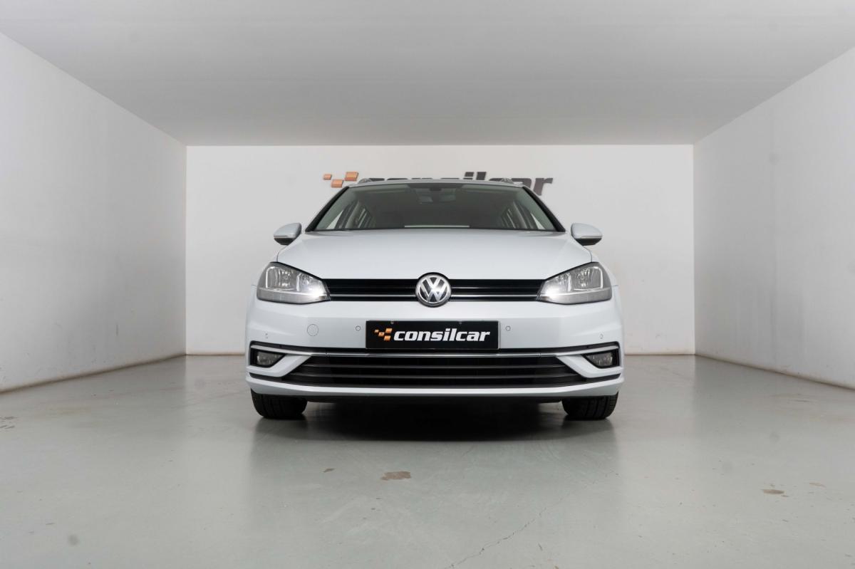 volkswagen-golf-variant-2017-diesel-1598cc