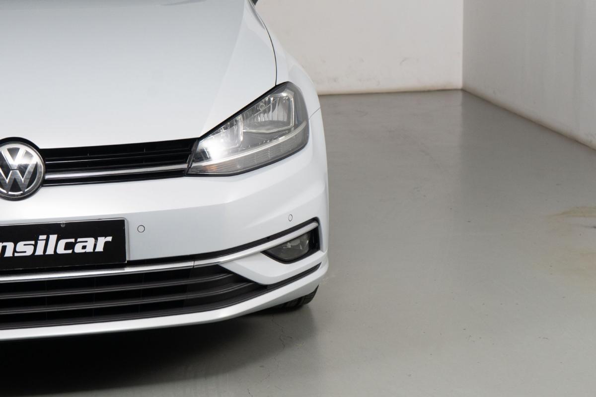 volkswagen-golf-variant-2017-diesel-1598cc
