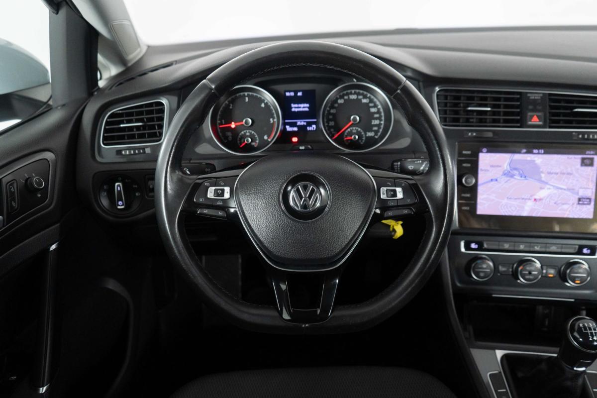 volkswagen-golf-variant-2017-diesel-1598cc