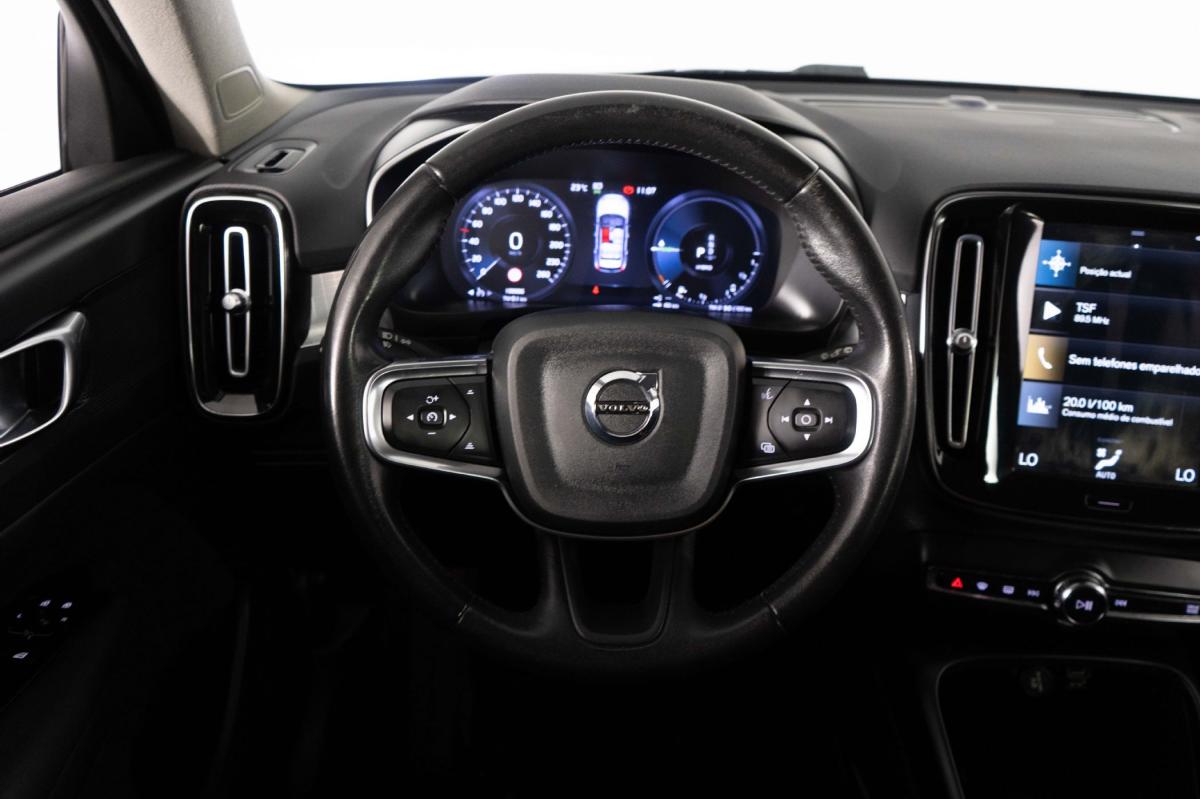 volvo-xc40-2021-hibrido-a-gasolina-1477cc