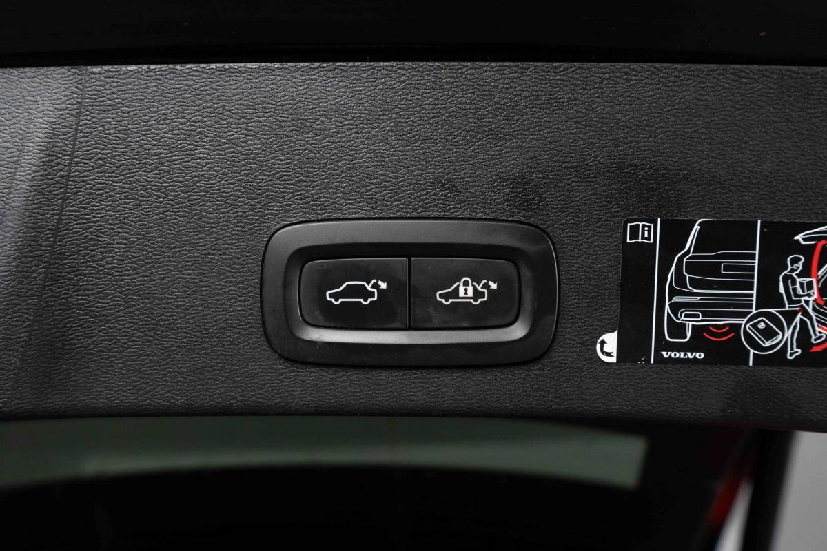 volvo-xc40-2021-hibrido-a-gasolina-1477cc
