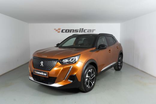 peugeot-2008-2023-gasolina-1199cc