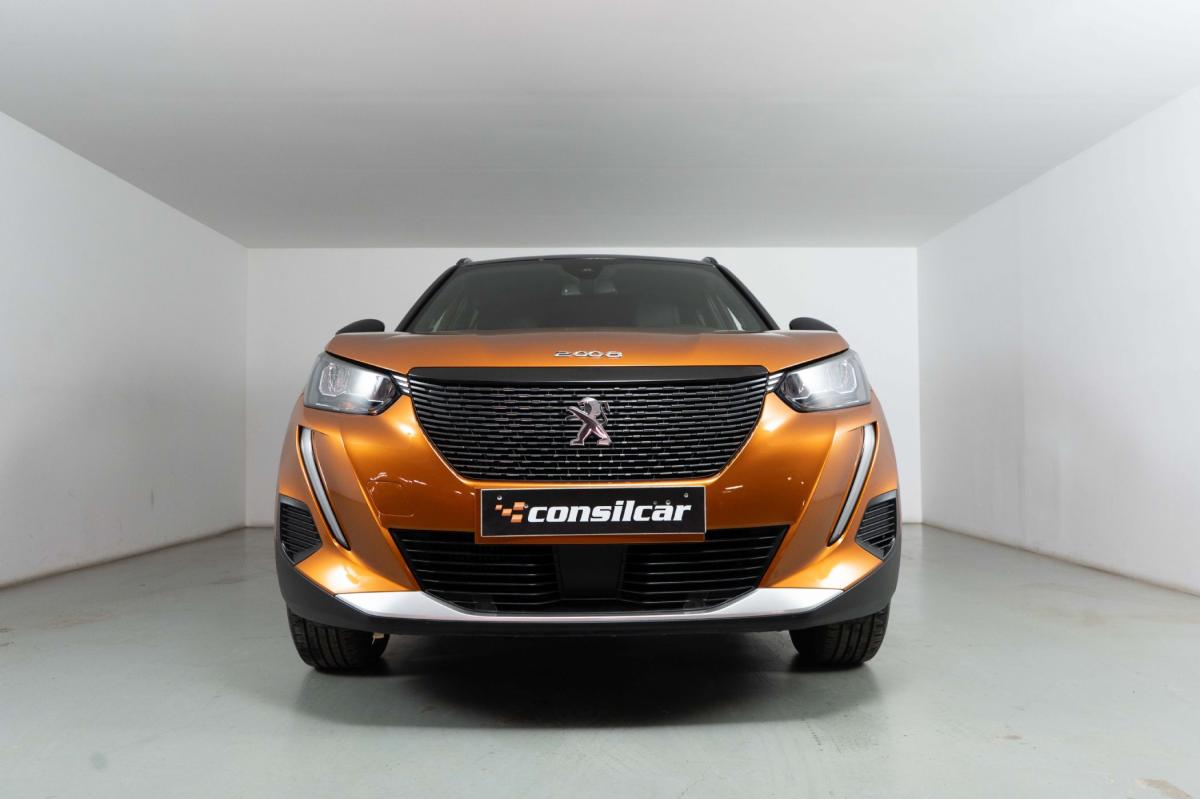 peugeot-2008-2023-gasolina-1199cc
