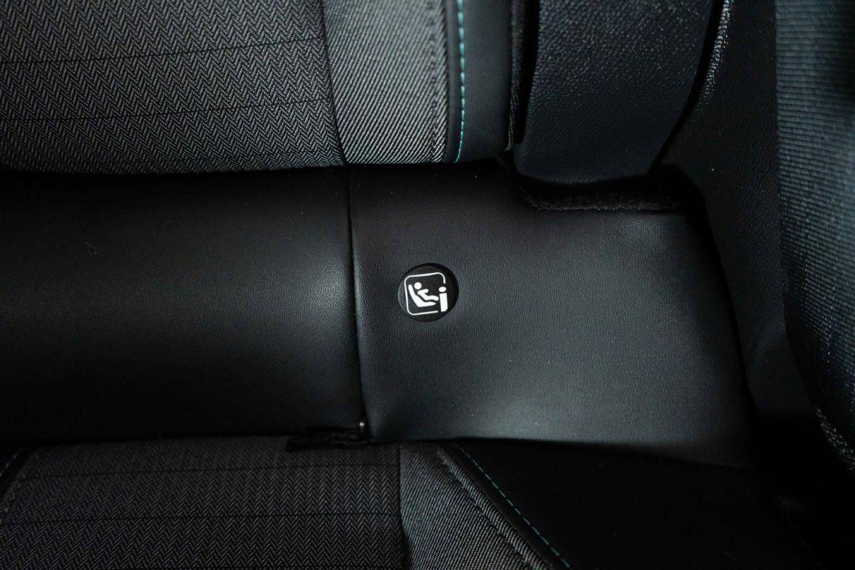 peugeot-2008-2023-gasolina-1199cc