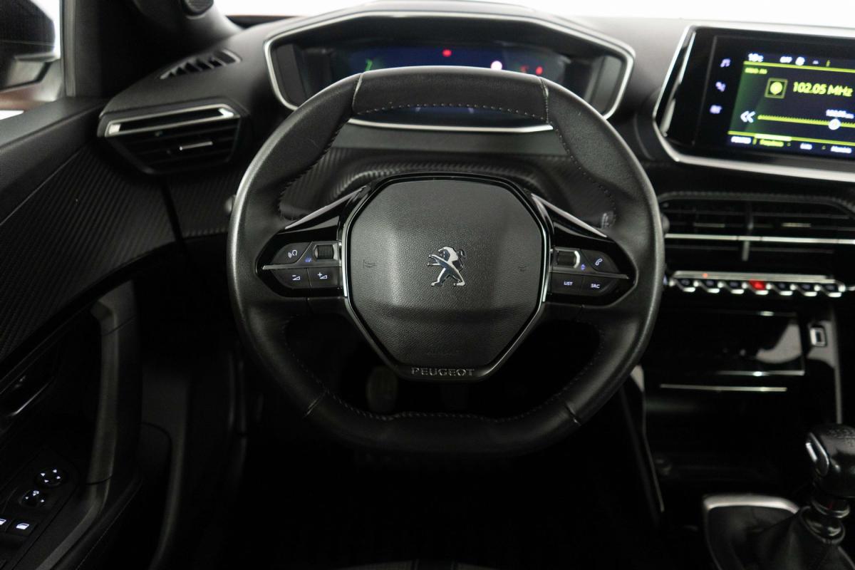 peugeot-2008-2023-gasolina-1199cc