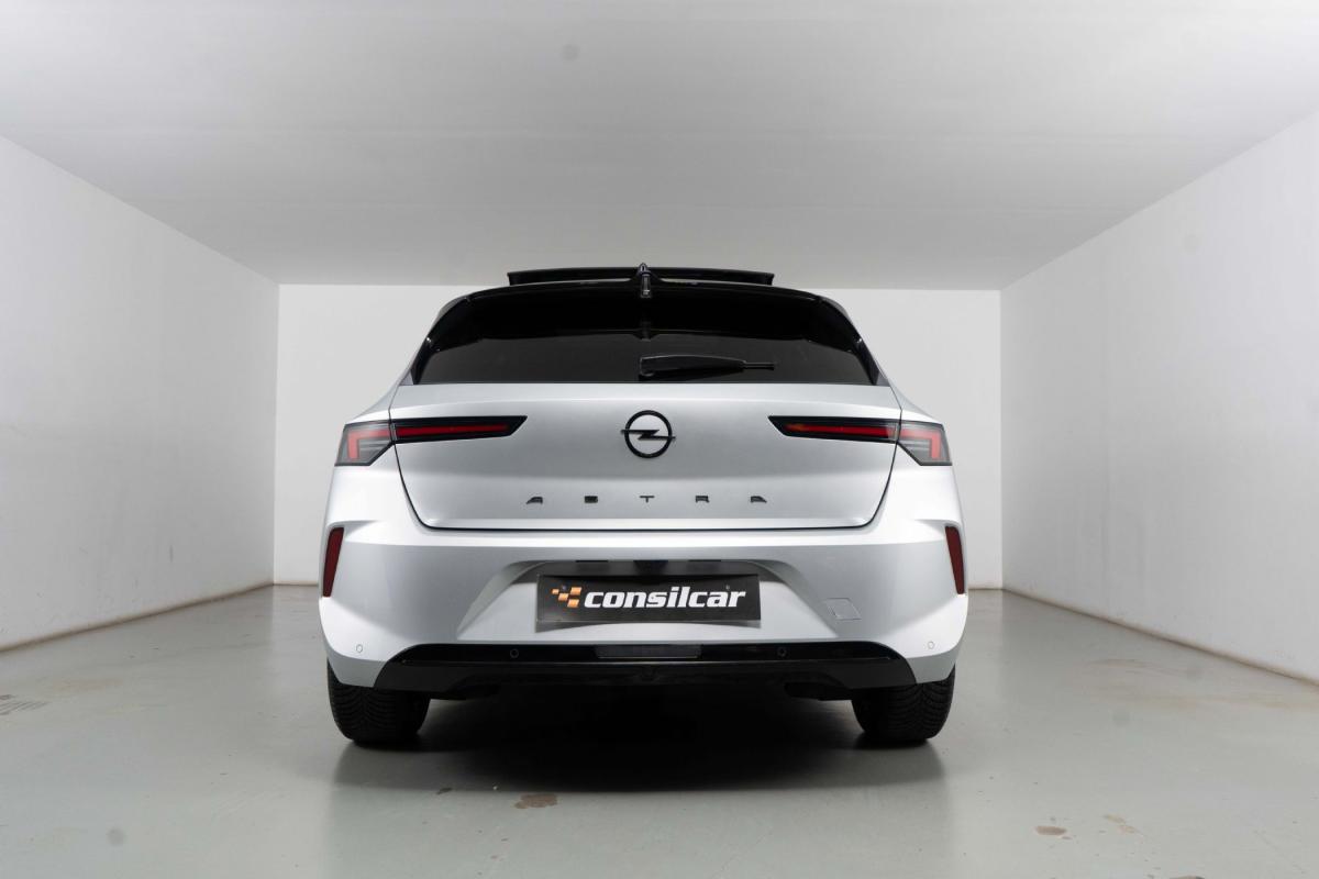 opel-astra-2025-gasolina-1199cc