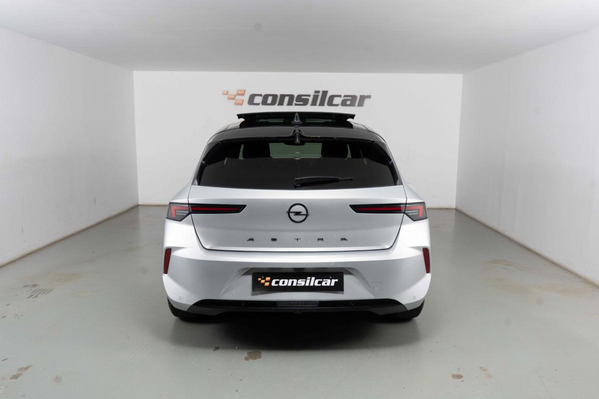 opel-astra-2025-gasolina-1199cc
