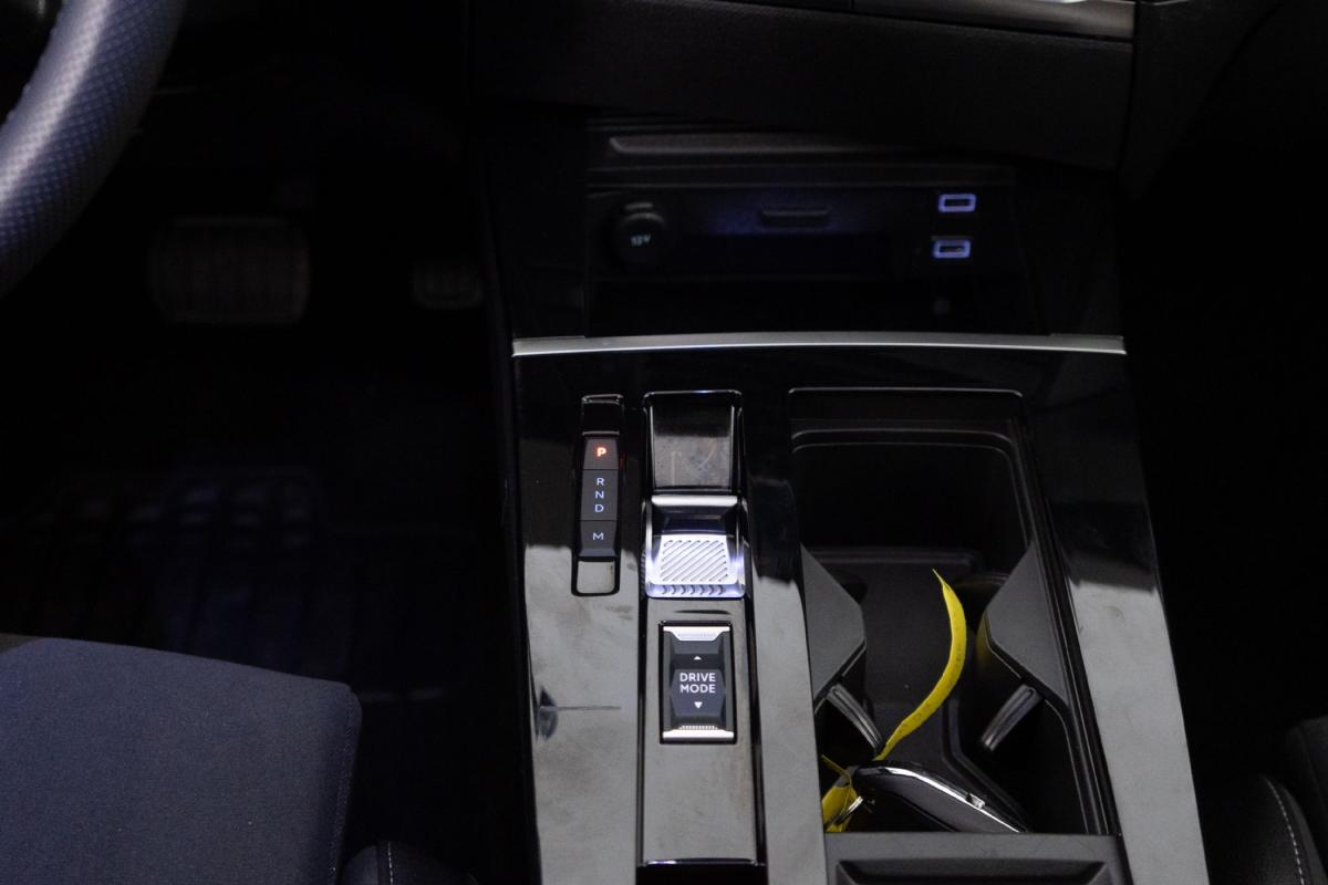 opel-astra-2025-gasolina-1199cc