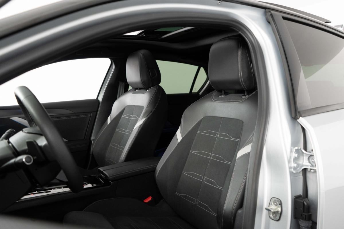 opel-astra-2025-gasolina-1199cc
