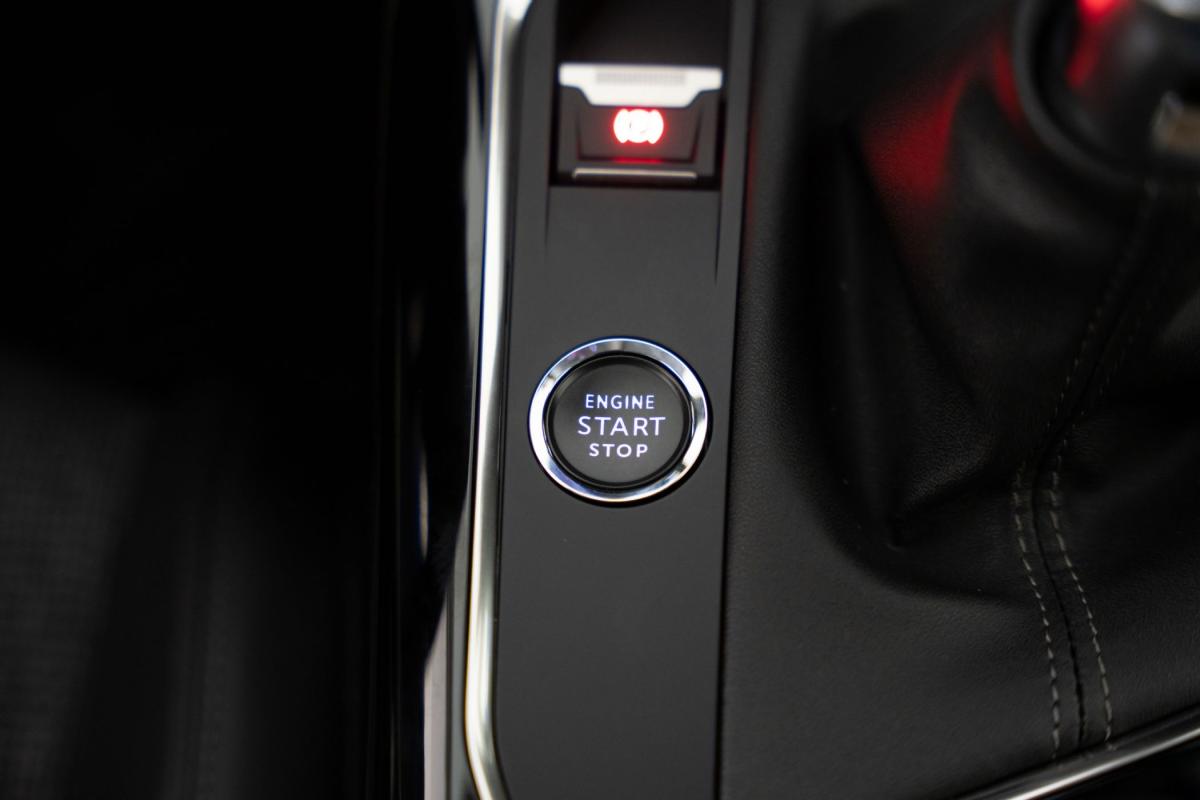 peugeot-3008-2020-gasolina-1199cc