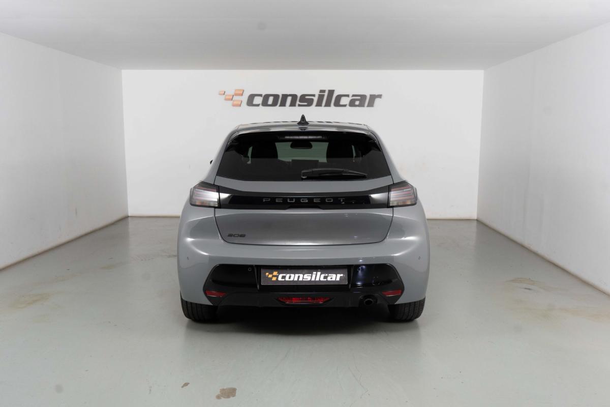 peugeot-208-2025-gasolina-1199cc