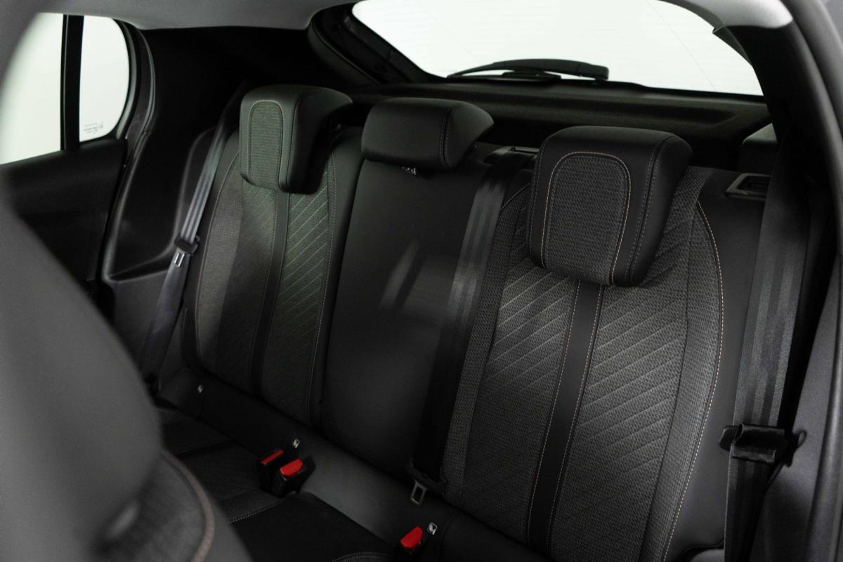 peugeot-208-2025-gasolina-1199cc
