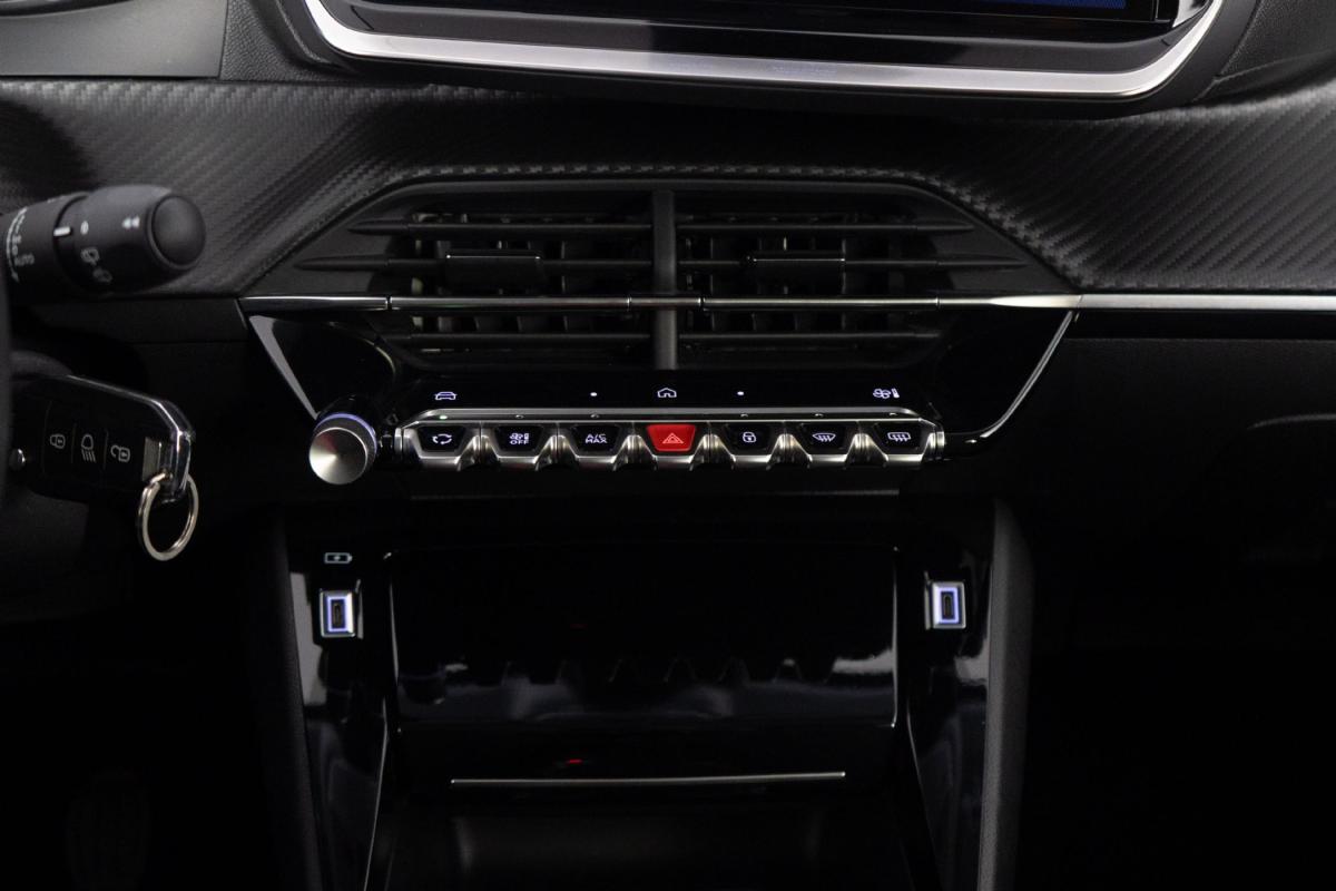 peugeot-208-2025-gasolina-1199cc