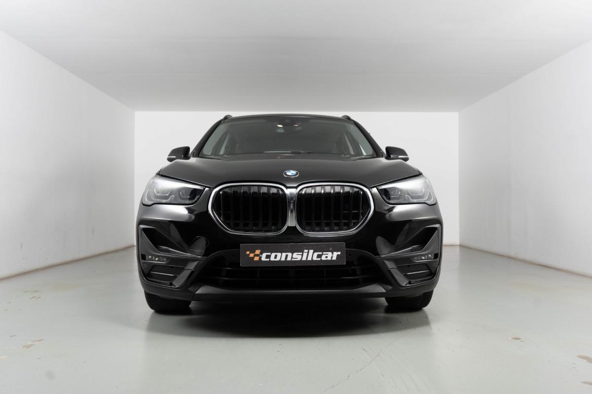 bmw-x1-2021-hibrido-a-gasolina-1499cc