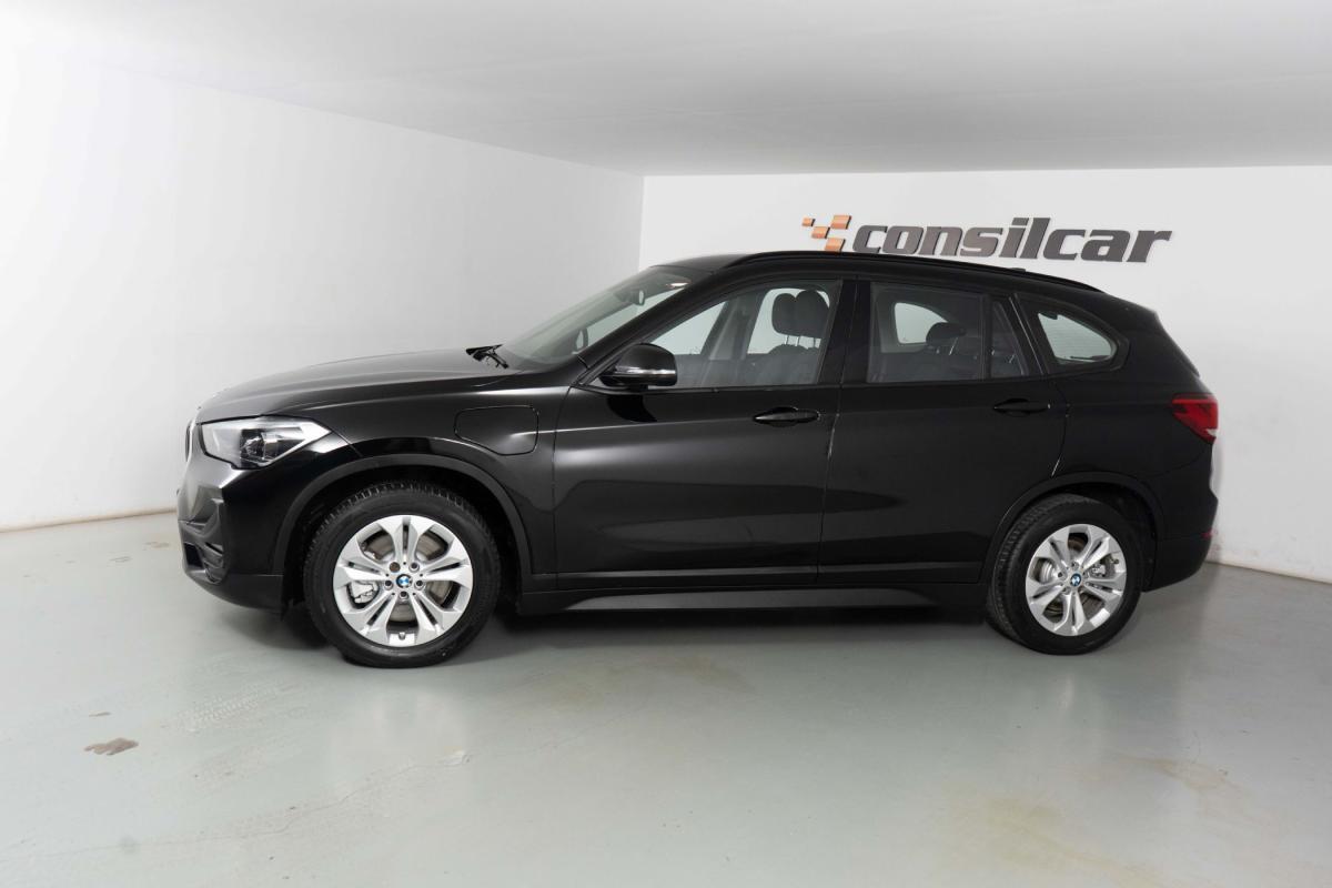 bmw-x1-2021-hibrido-a-gasolina-1499cc