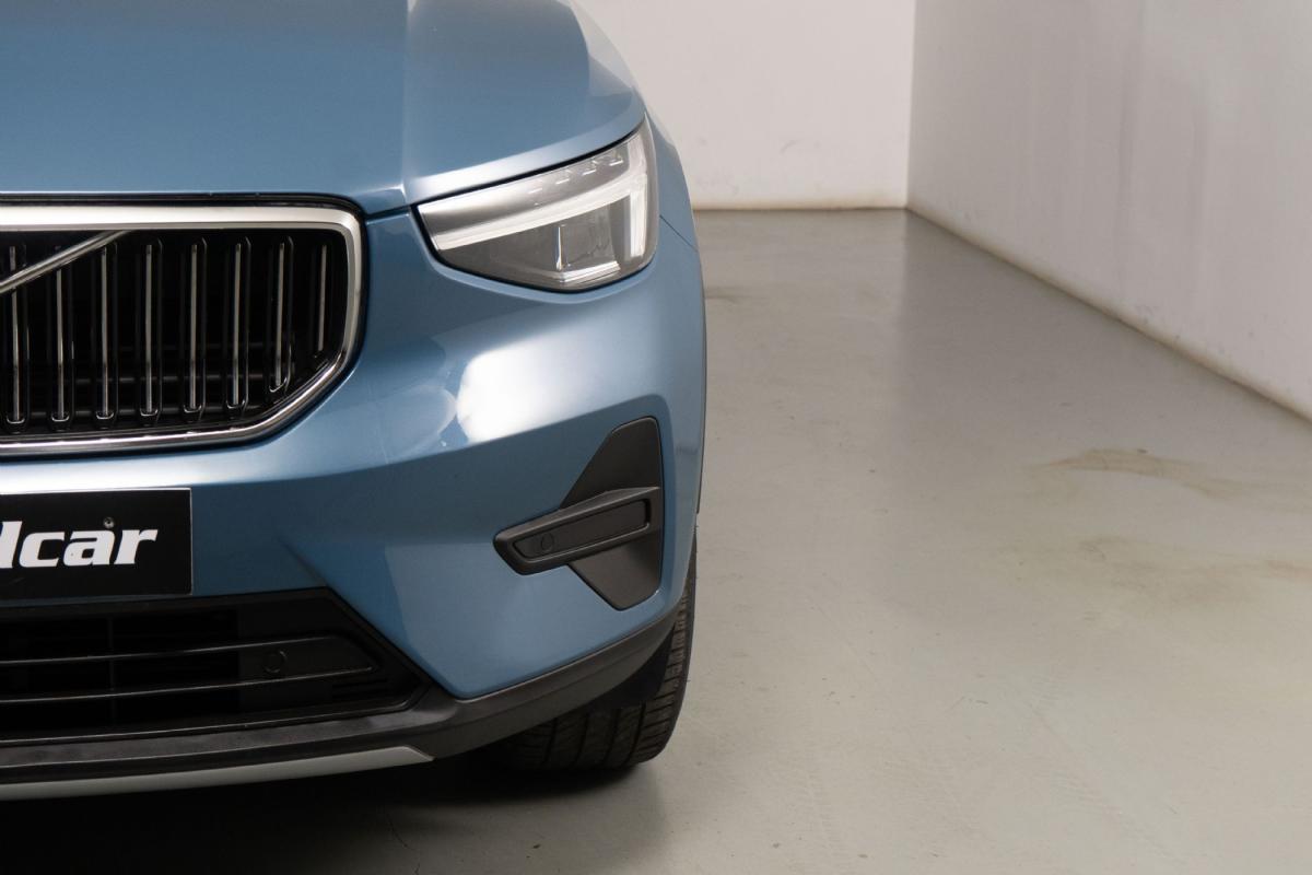 volvo-xc40-2023-hibrido-a-gasolina-1477cc