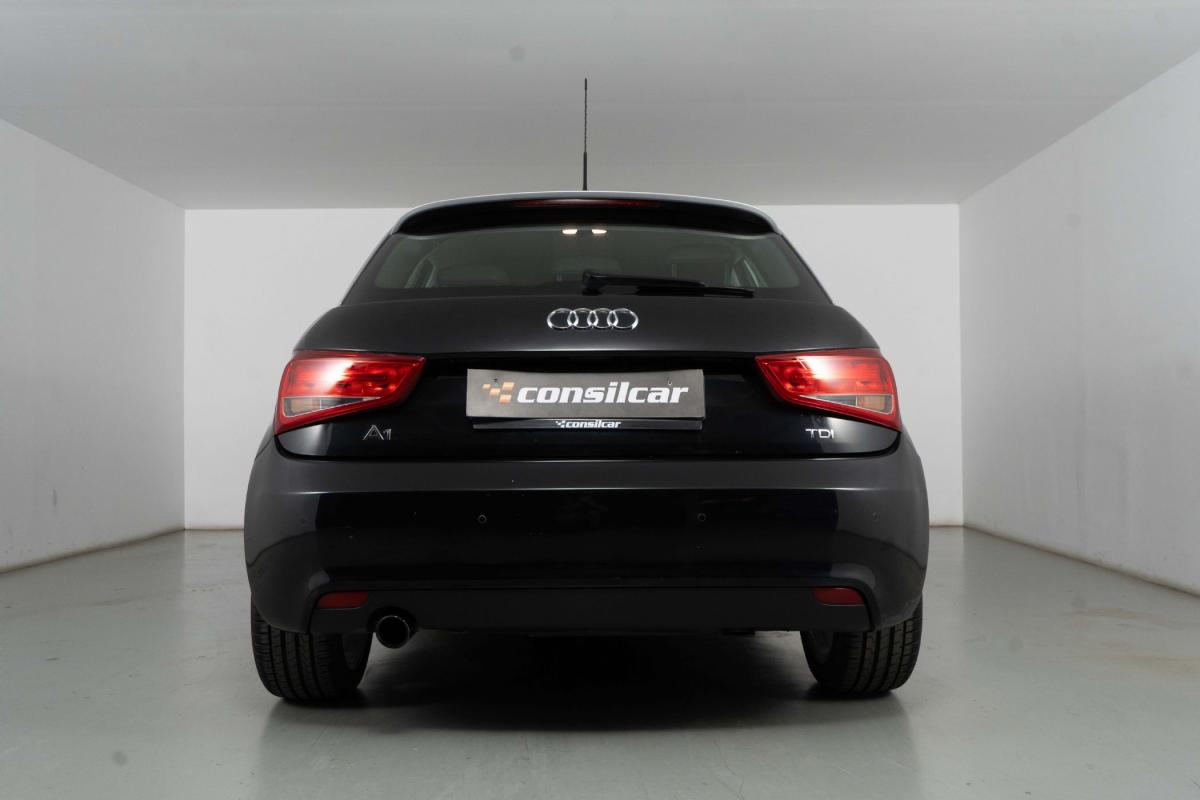 audi-a1-sportback-2012-diesel-1598cc